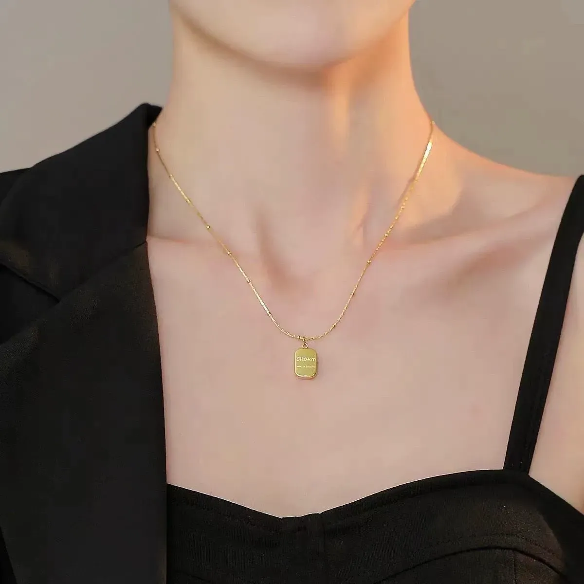 Gold-plated small square diamond letter round bead clavicle necklace does not fade