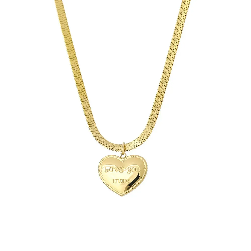 Titanium steel gold non-fading light luxury love heart necklace
