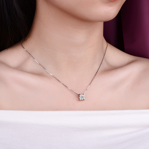 Titanium steel super shiny cube necklace Small and simple zircon clavicle chain