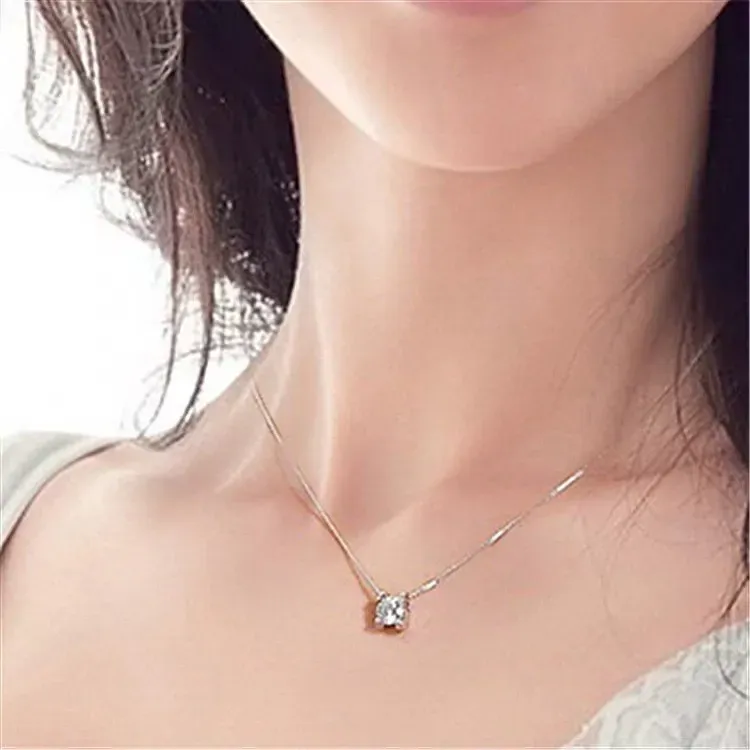 Titanium steel super shiny cube necklace Small and simple zircon clavicle chain