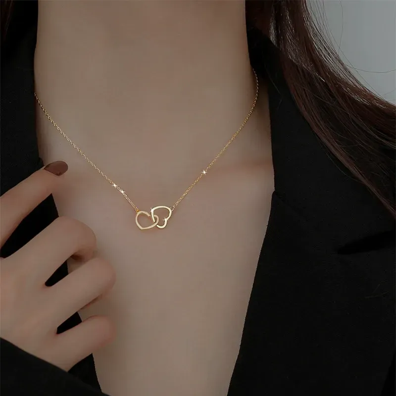 Double heart-shaped clavicle chain titanium steel elegant jewelry non-fading pendant