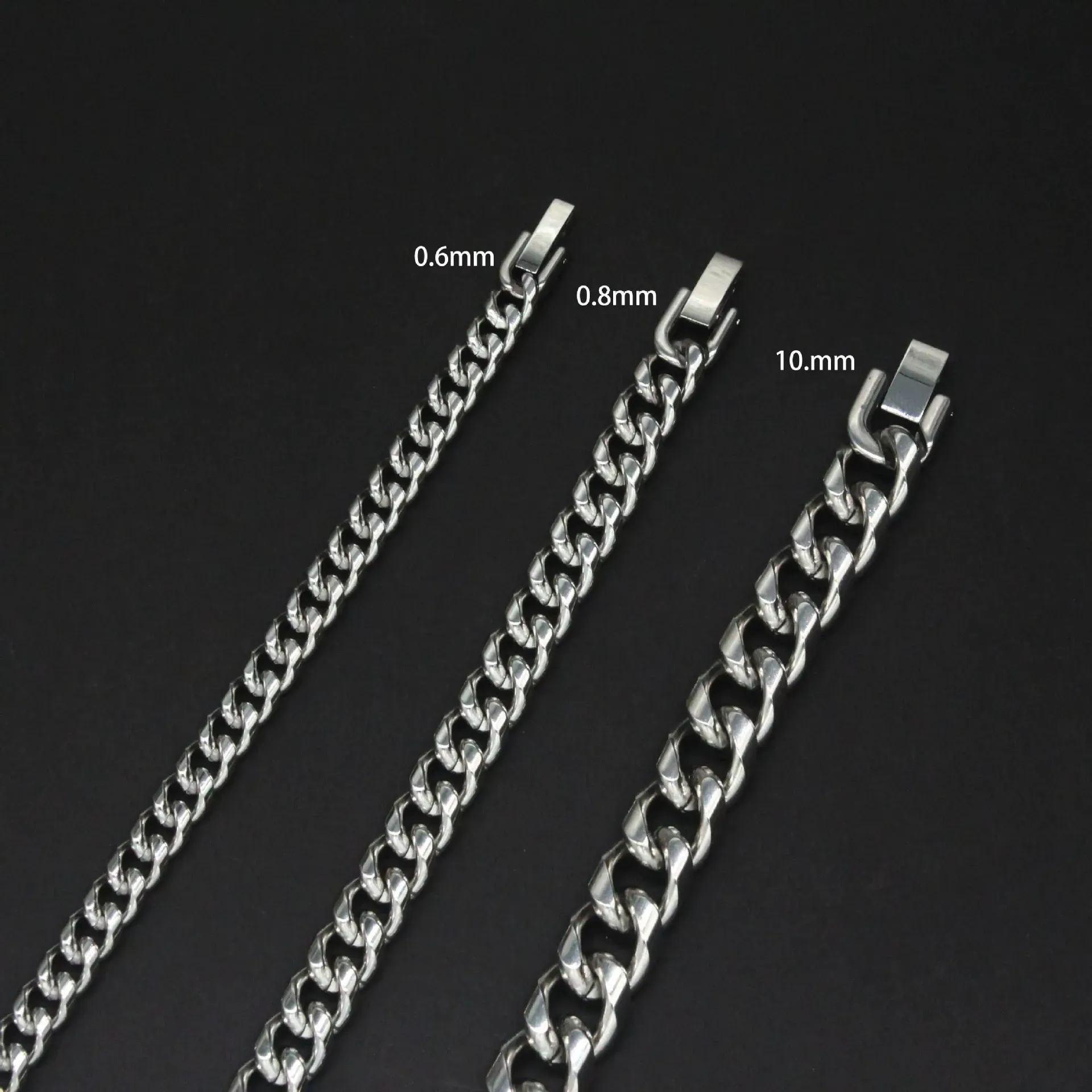 Simple Cuban chain for men and women, no fading, versatile titanium steel chain