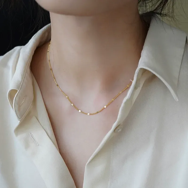 Gold-plated clavicle necklace, glitter light luxury high-end necklace