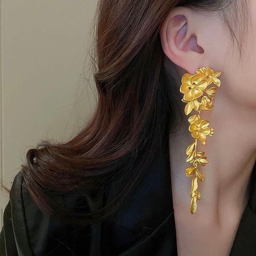 Flower and leaf earrings Heavy metal style earrings