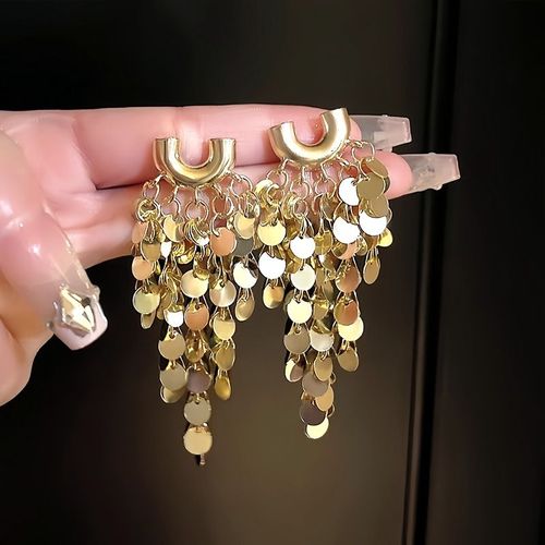 Fashionable and elegant tassel sequins, atmospheric and high-end earrings