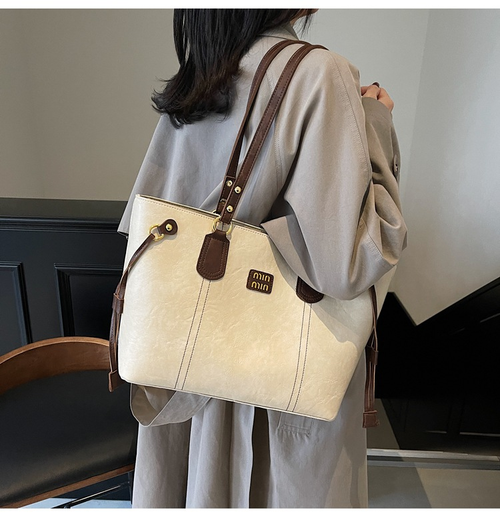 New simple large-capacity underarm tote bag fashionable casual shoulder bag