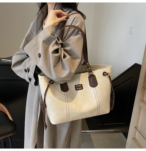 New simple large-capacity underarm tote bag fashionable casual shoulder bag