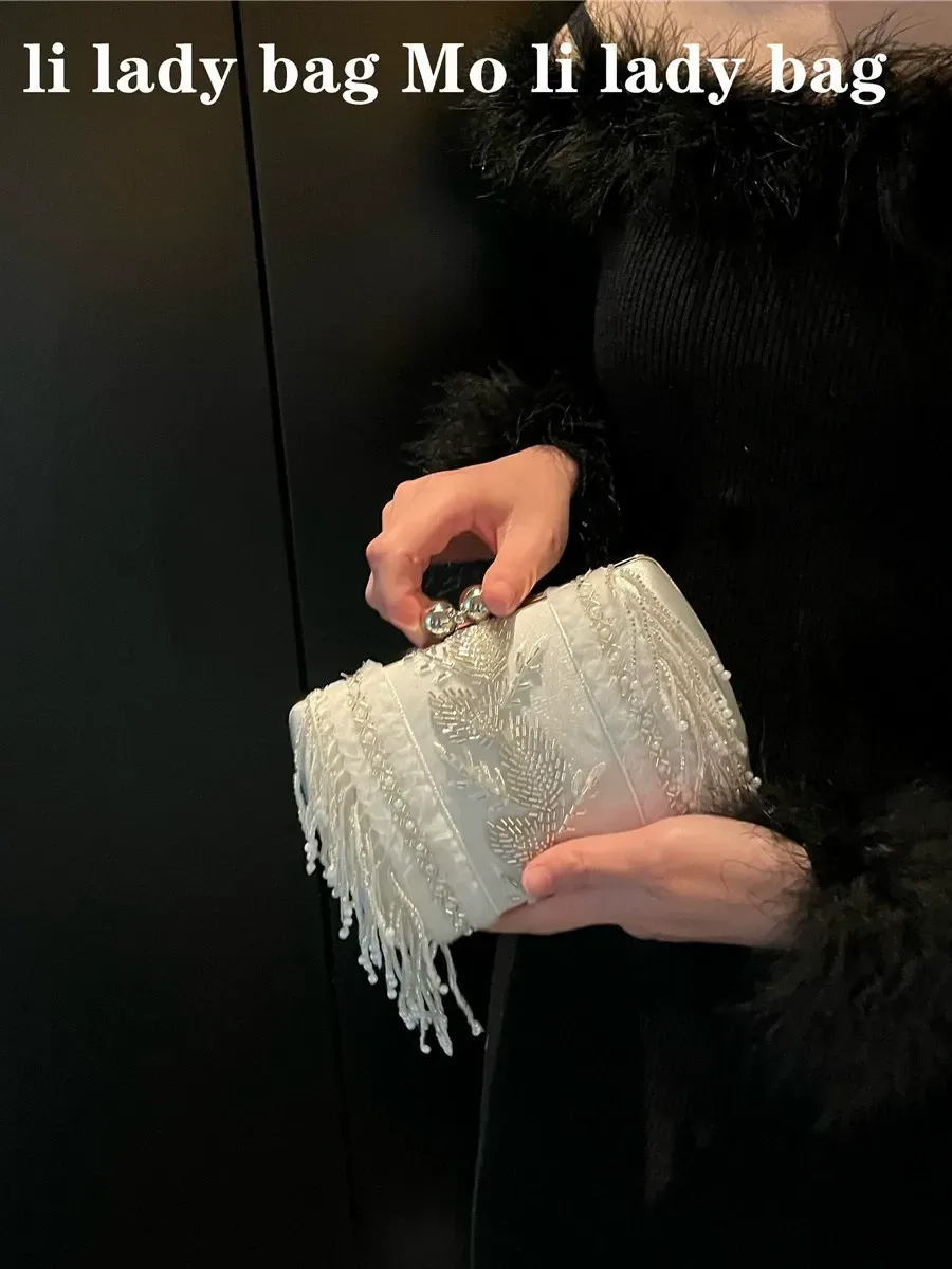 High-end retro handmade beaded crystal white lace tassel clutch crossbody bag small square bag