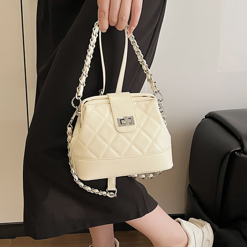 Diamond chain shell bag, niche versatile women's temperament crossbody bag
