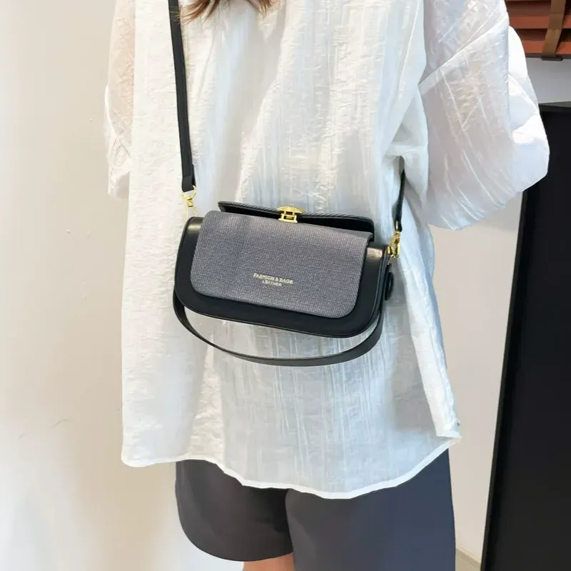 Fashionable and high-end small square bag Light luxury retro box bag