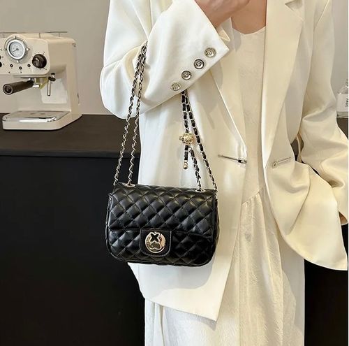 Women's 2025 new style bags, soft leather small square bags, fashionable chain bags