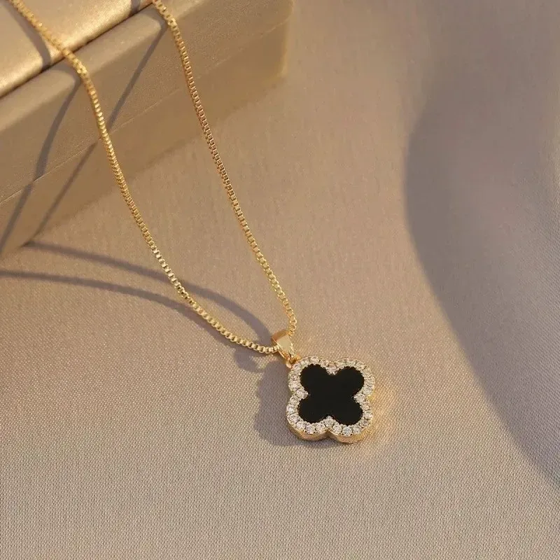 Double-sided lucky four-leaf clover necklace, colorfast, popular clavicle chain.