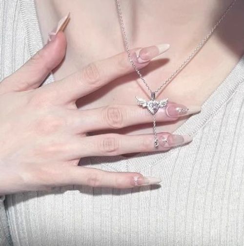 Angel Heart Necklace, Cupid's Heart Wings Clavicle Chain - A Gift for Your Girlfriend