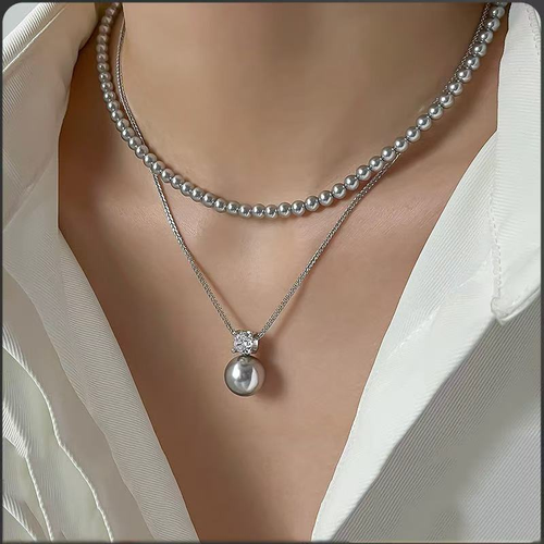 Sparkling diamond single pearl necklace for women