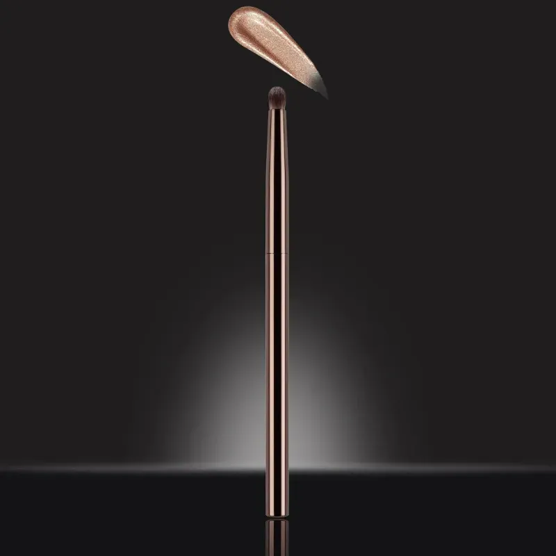 Complete makeup brush set: includes powder brush, blush brush, foundation brush, eyeshadow brush, concealer brush, lip brush, and other makeup tools and brushes.