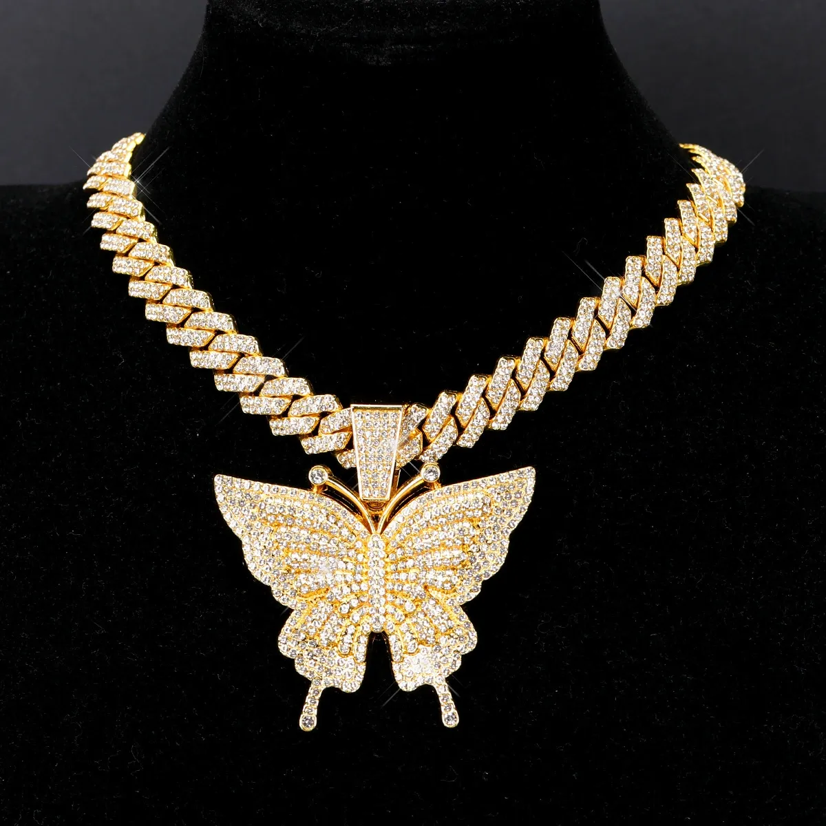 Hot hip-hop style necklace, European and American fashion alloy full diamond unisex butterfly Cuban chain