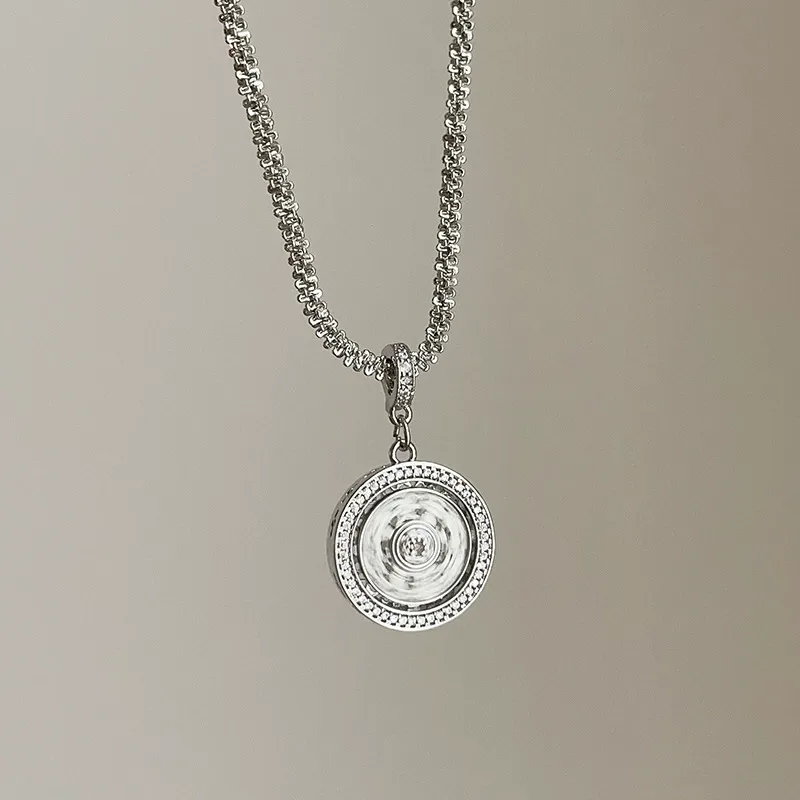Rotatable silver fashion necklace, no fading