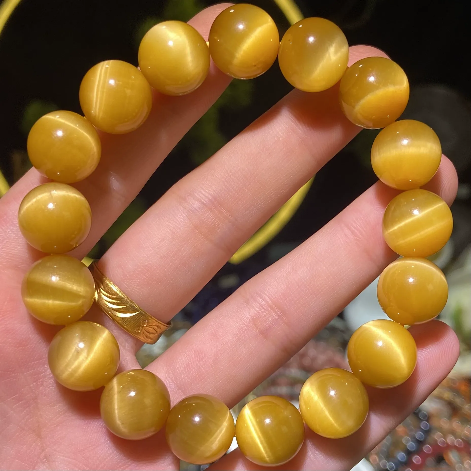 Golden Tiger Eye Stone Bracelet with Cat's Eye Effect Yellow Cat's Eye Stone Crystal Golden Tiger Eye Stone Bracelet