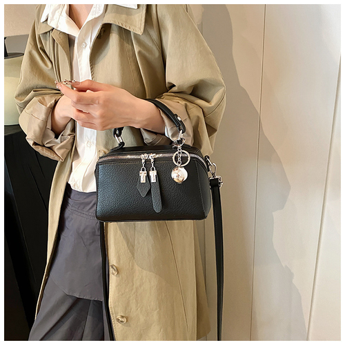 Retro simple Boston shoulder crossbody bag small square bag