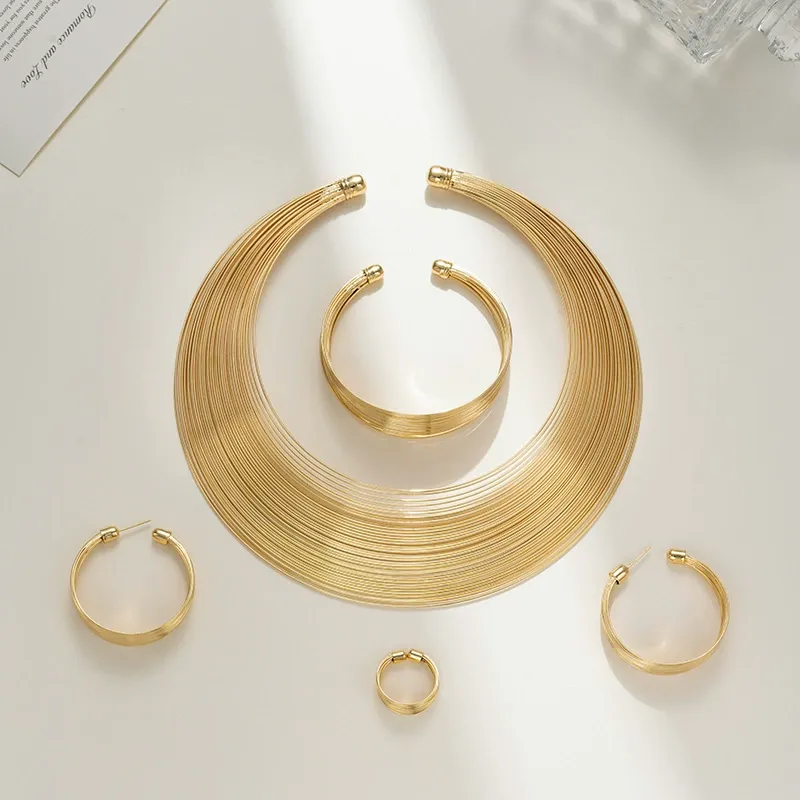 Multi-layer metal jewelry 4-piece set Geometric line design collar versatile open adjustable bracelet for women