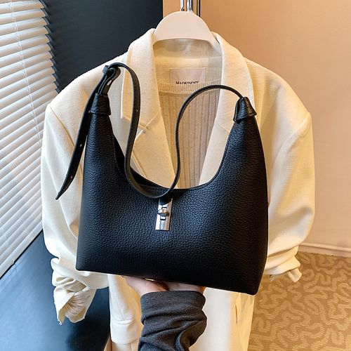 New simple underarm shoulder bag fashionable handbag daily commuter bag
