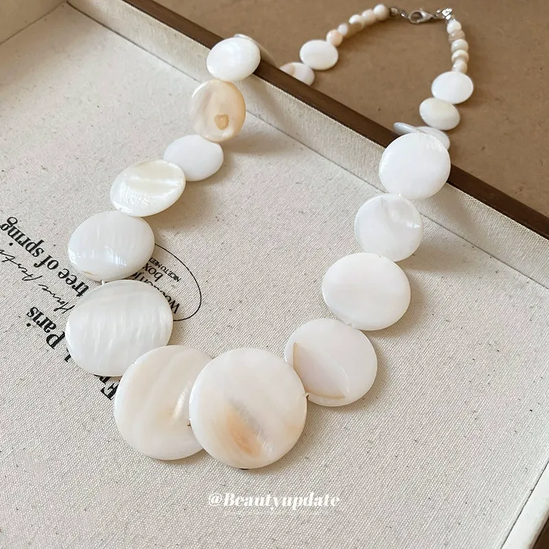 Summer women's shell necklace, simple and fashionable clavicle necklace