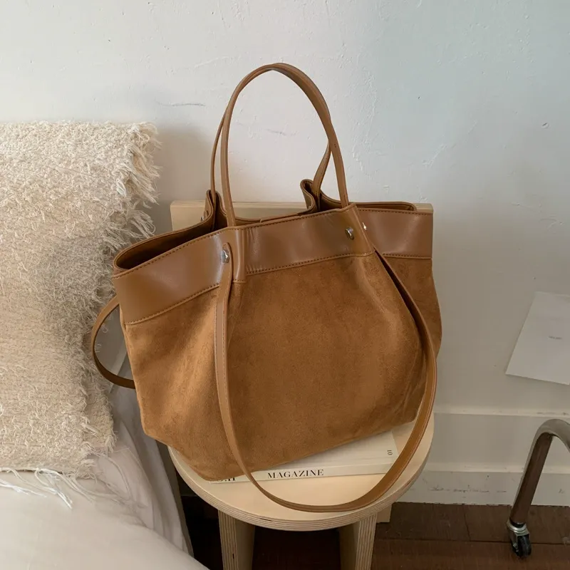 Large capacity casual pleated tote bag women 2025 casual stylish commuting shoulder handbag