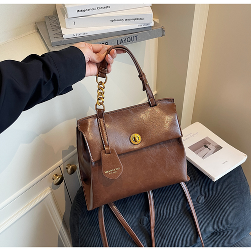 Hot 2025 retro multi-layered chain backpack, fashionable handbag