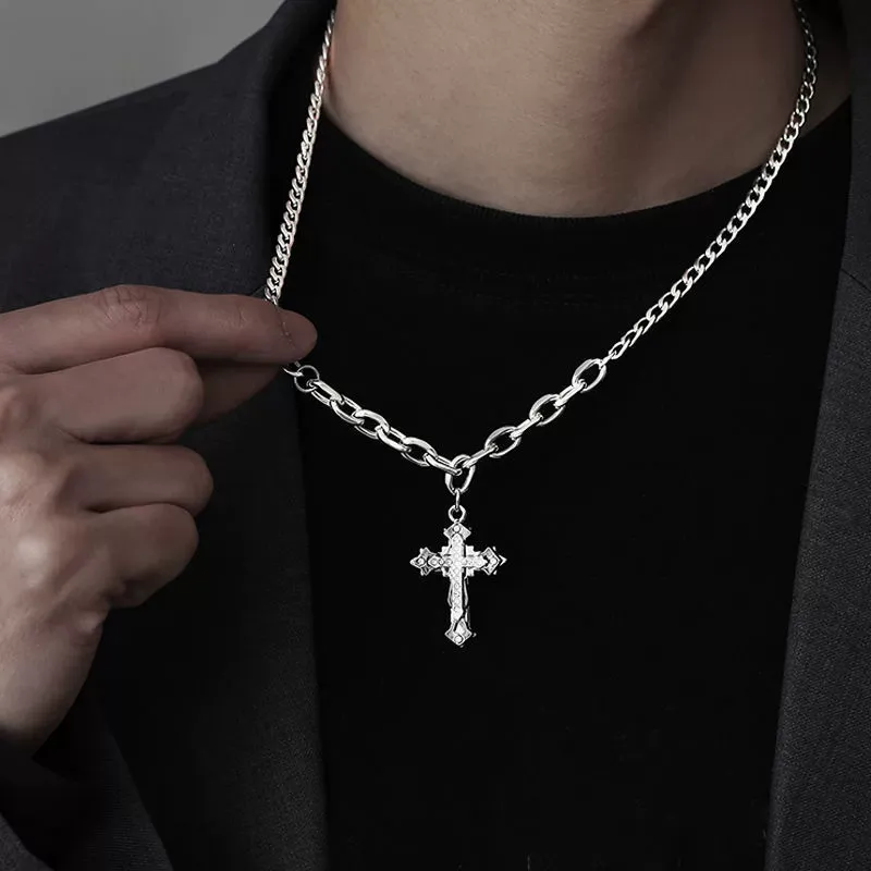 Men's cross necklace men's trendy hip-hop high-end trendy brand versatile pendant men's niche design accessories