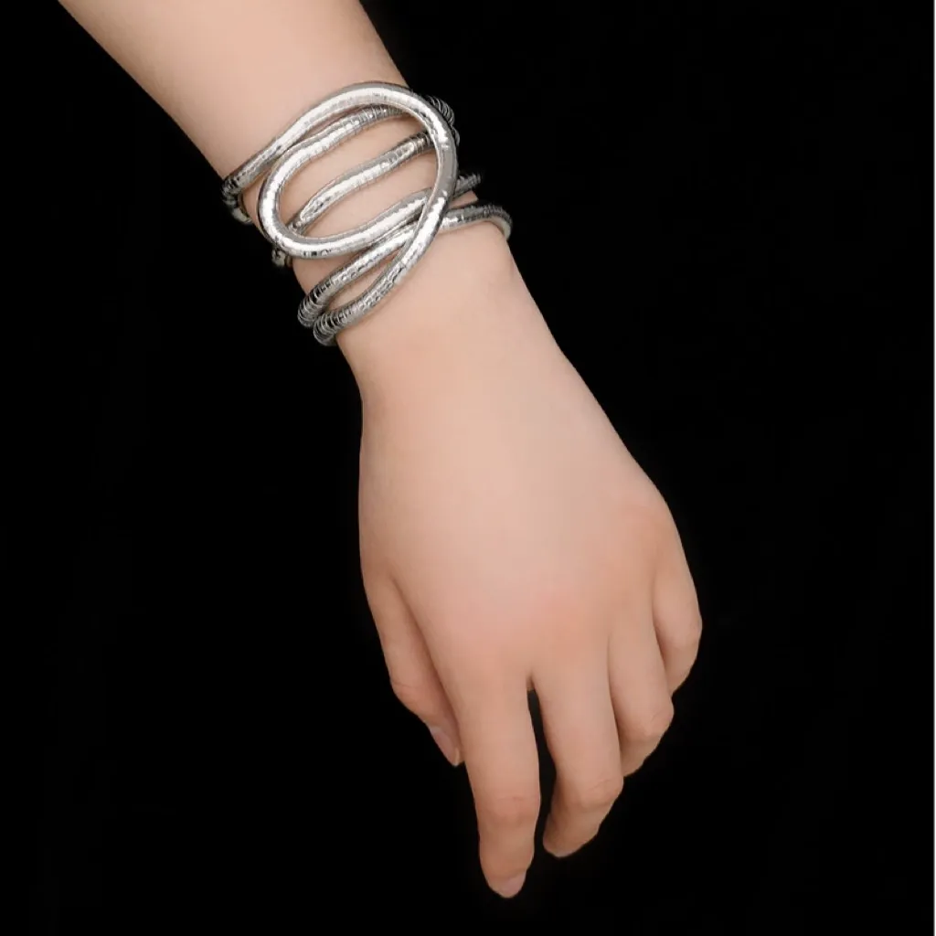 Various styles of high-end necklaces and bracelets, European and American exaggerated snake-shaped adjustable necklaces