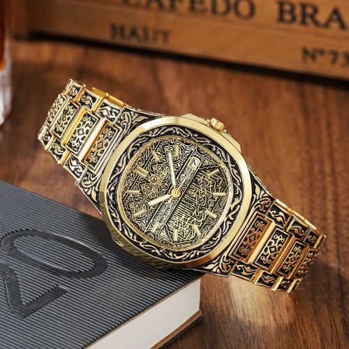 Hot-selling trendy and fashionable men's steel watch with square relief quartz watch