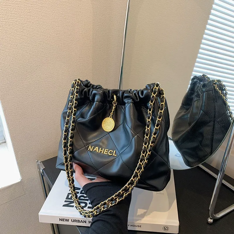 New diamond chain bag large capacity soft leather casual underarm shoulder bag