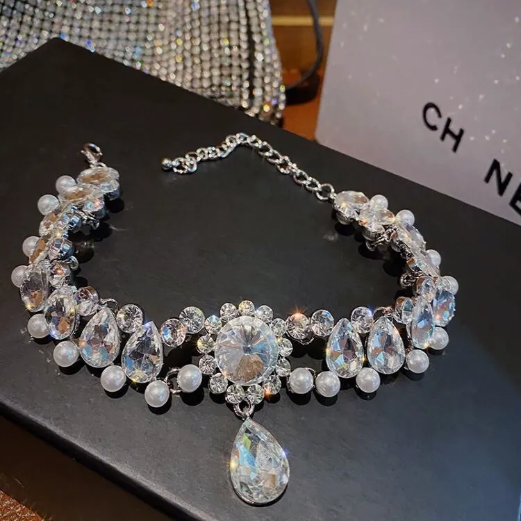 Pearl Diamond Teardrop Flower Necklace French Clavicle Chain Fashion Necklace for Women