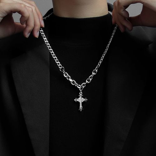Men's cross necklace men's trendy hip-hop high-end trendy brand versatile pendant men's niche design accessories