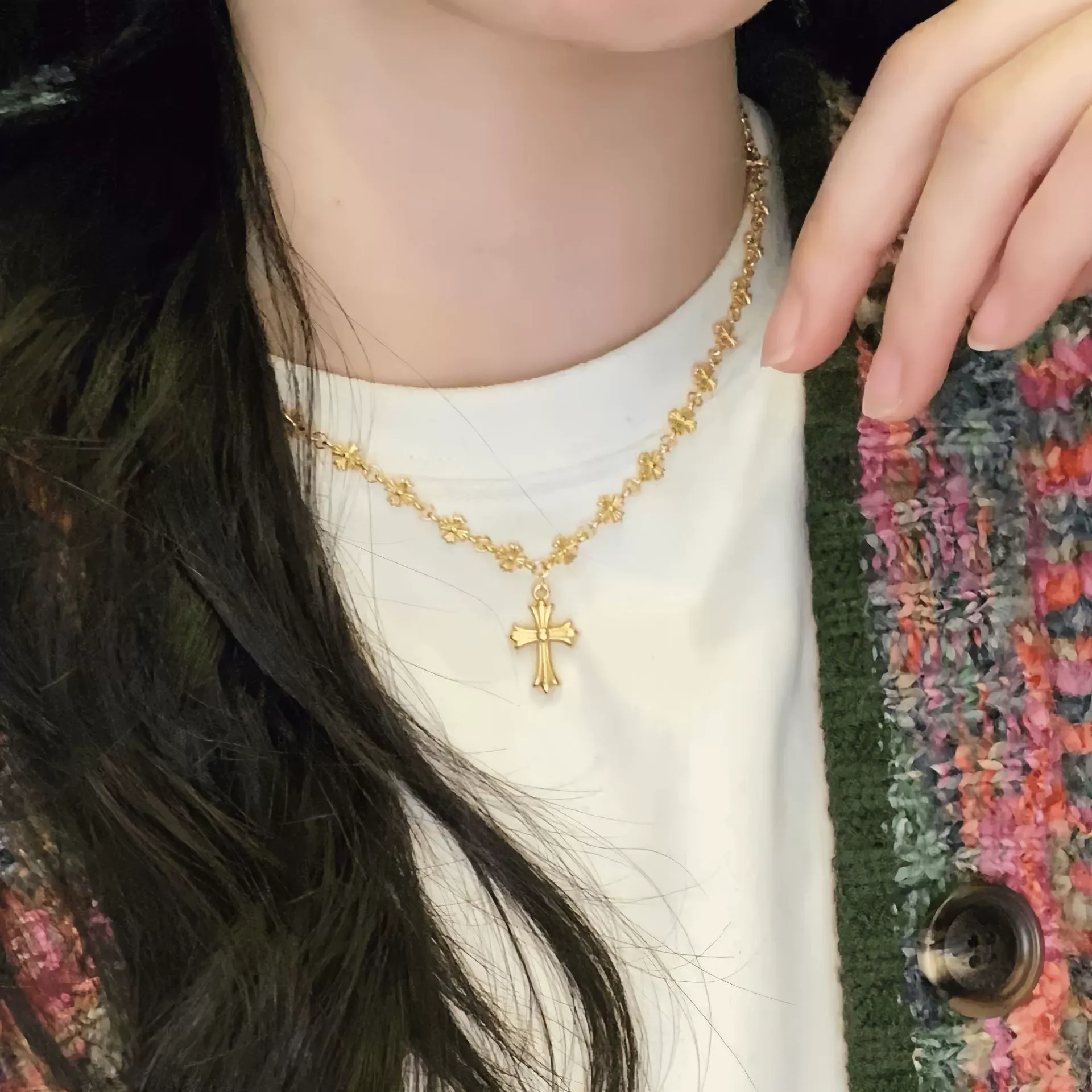 Colorfast gold-plated Croce necklace, cross-style clavicle chain