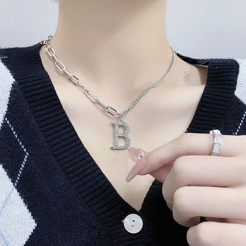Popular titanium steel full diamond necklace, personalized letter B women's sweater chain