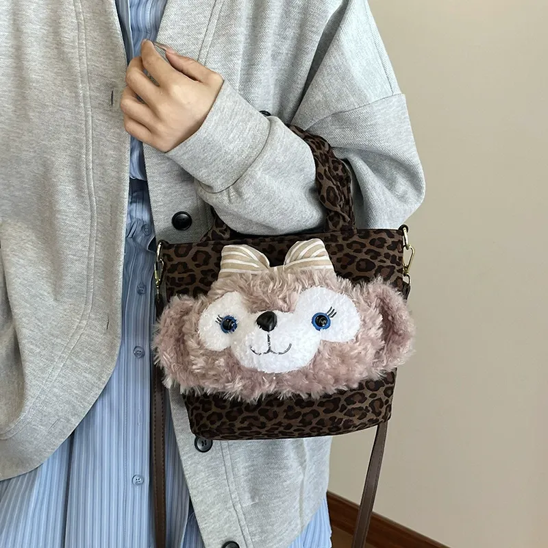 Cute and fashionable cartoon women's bag new style stylish going out shoulder bag plush crossbody handbag