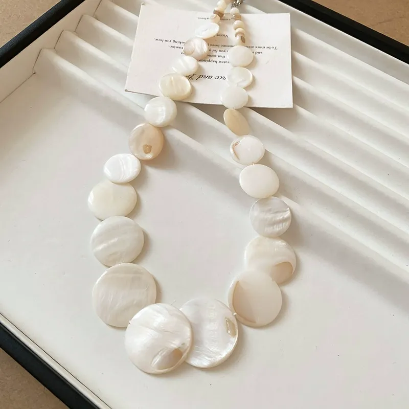 Summer women's shell necklace, simple and fashionable clavicle necklace