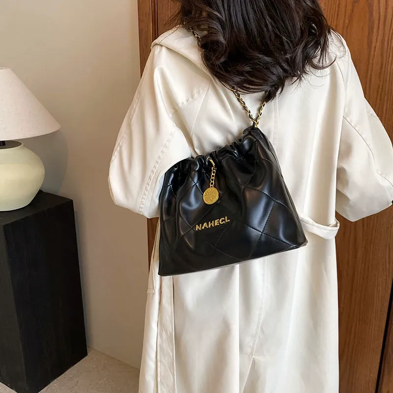 New diamond chain bag large capacity soft leather casual underarm shoulder bag