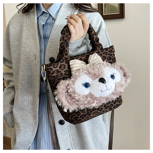 Cute and fashionable cartoon women's bag new style stylish going out shoulder bag plush crossbody handbag