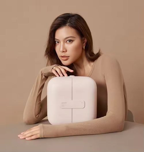 Luxurious Portable LED Makeup Mirror Bag - Your On-the-Go Glam Studio for Flawless Beauty
