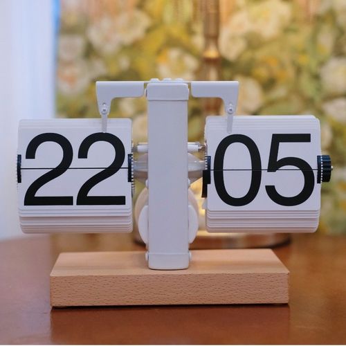Luxury Flip Clock with Elegant Design, Smooth Time Adjustment and Premium Quality