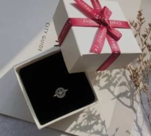 （24-hour delivery+Cash on delivery）🔥S925 Sterling Silver zircon Sunflower Pendant Necklace