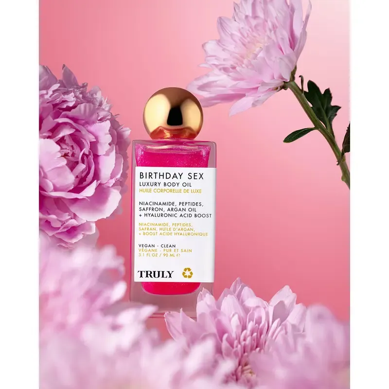 Birthday Tightening Body Shimmer Oil – Brightening Glow Formula with Niacinamide, Peptides & Hyaluronic Acid – Hydrates, Firms & Nourishes for Luminous Skin – Boosts Elasticity & Smoothness with a Silky, Shimmering Finish – Sensual Jasmine Scent