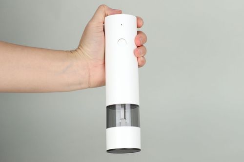 Electric pepper grinder, stainless steel, automatic freshly ground pepper, peppercorns, sea salt, black pepper, household seasoning