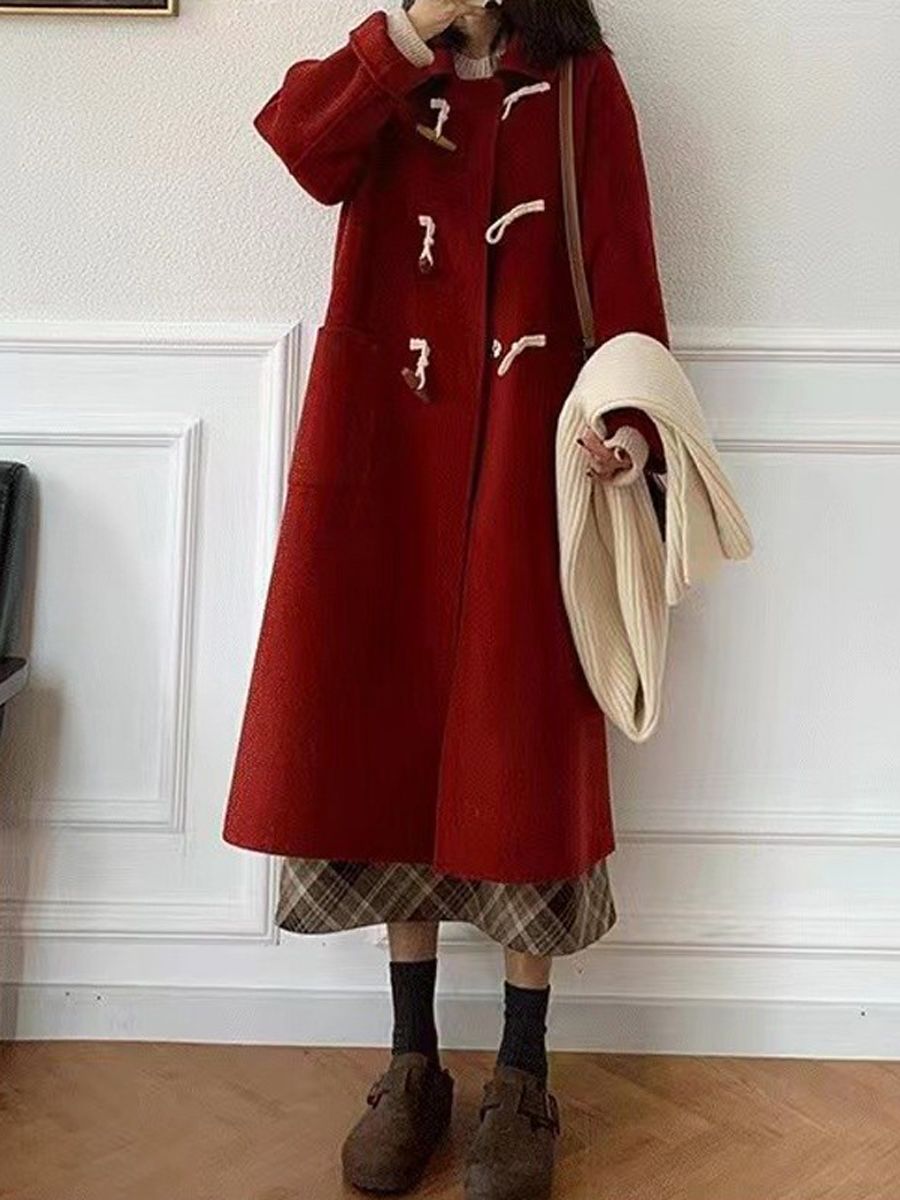 Black cowhide button double-sided cashmere coat for women in autumn and winter 2023, new small woolen coat with Hepburn style