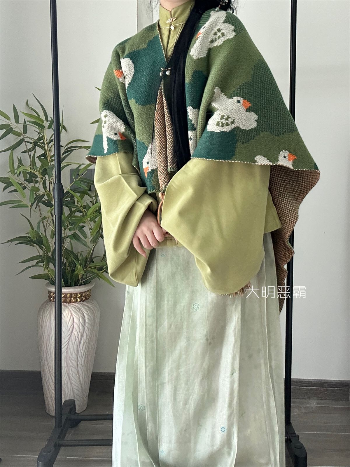 Green duck knitted duck print cute daily shawl warm coat Hanfu cheongsam matching