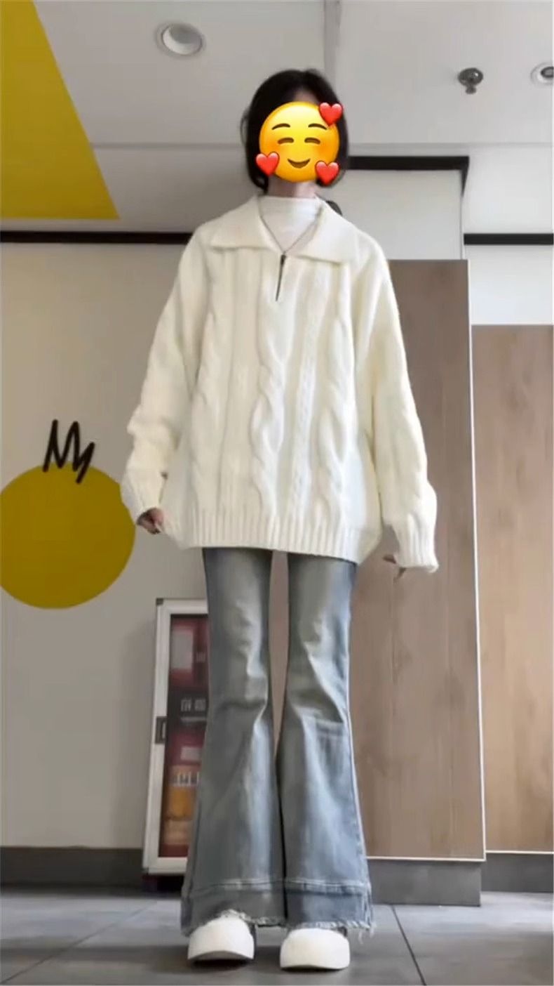 Polo neck white sweater for women in autumn and winter 2023 new popular small man Japanese lazy style retro thick coat