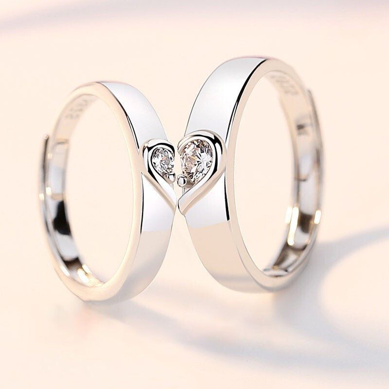 Heart to heart couple ring
