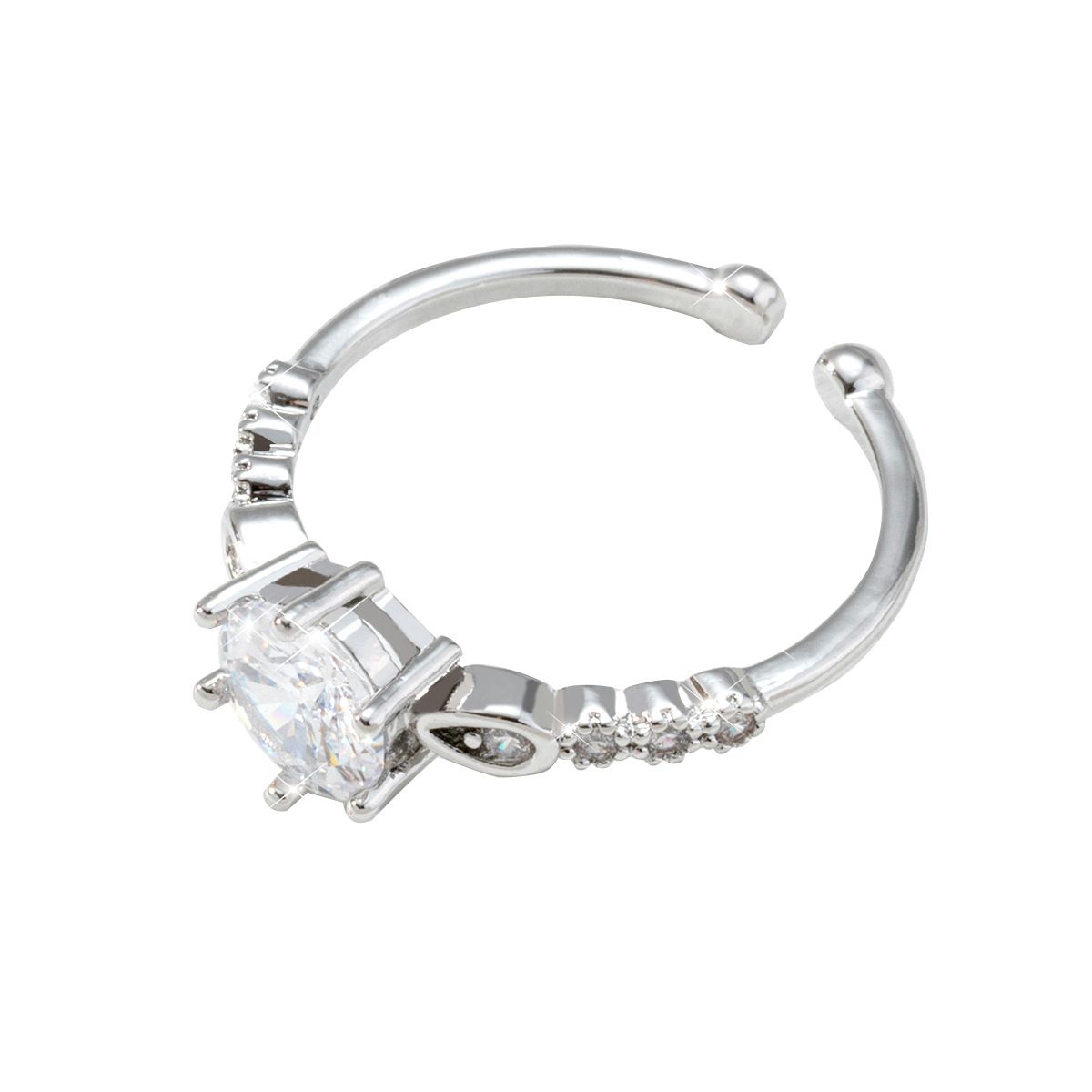 Zirconia inlaid hollow heart-shaped ring